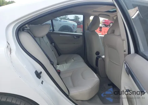 2008 Volvo S60 2.5T z USA, uszkodzony, nr VIN YV1RS592682687370